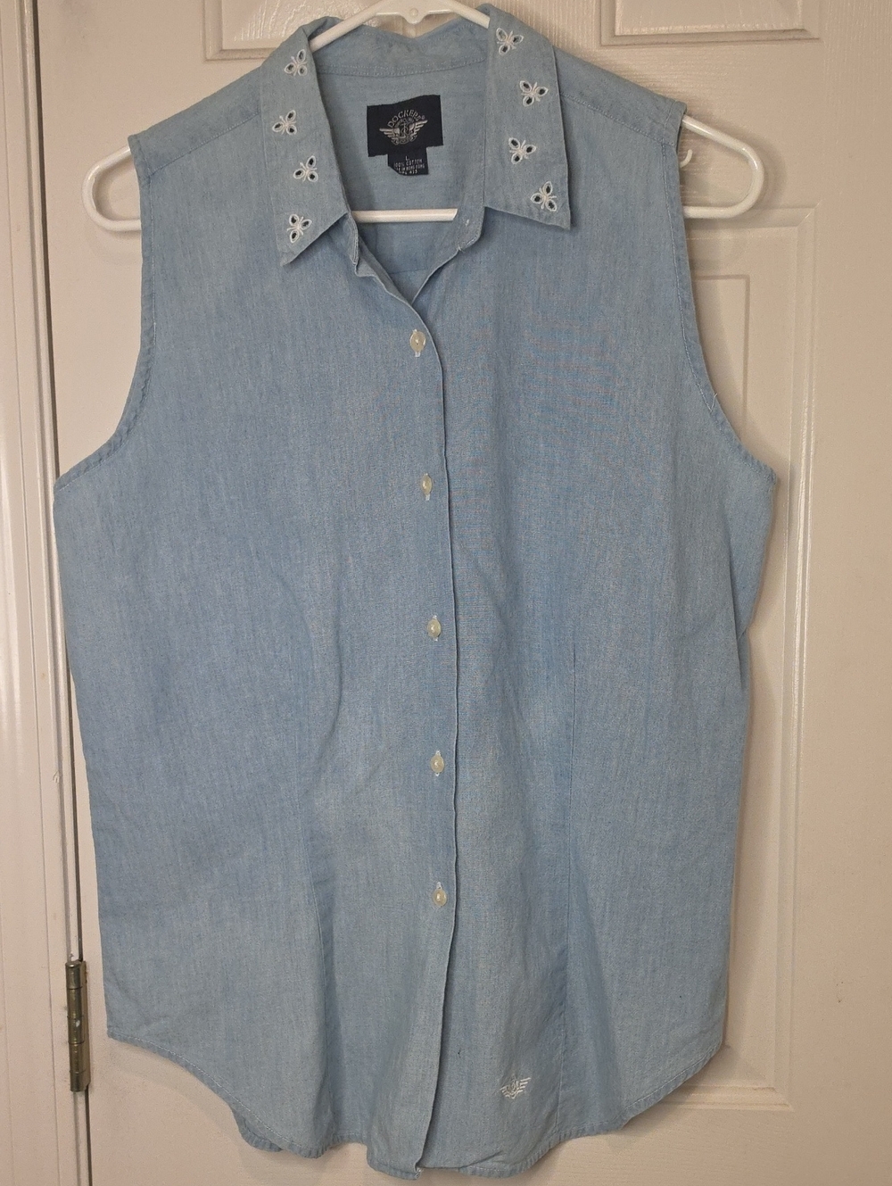 Dockers Light Blue Sleeveless Button-Up Tank Top with Embroidered Collar